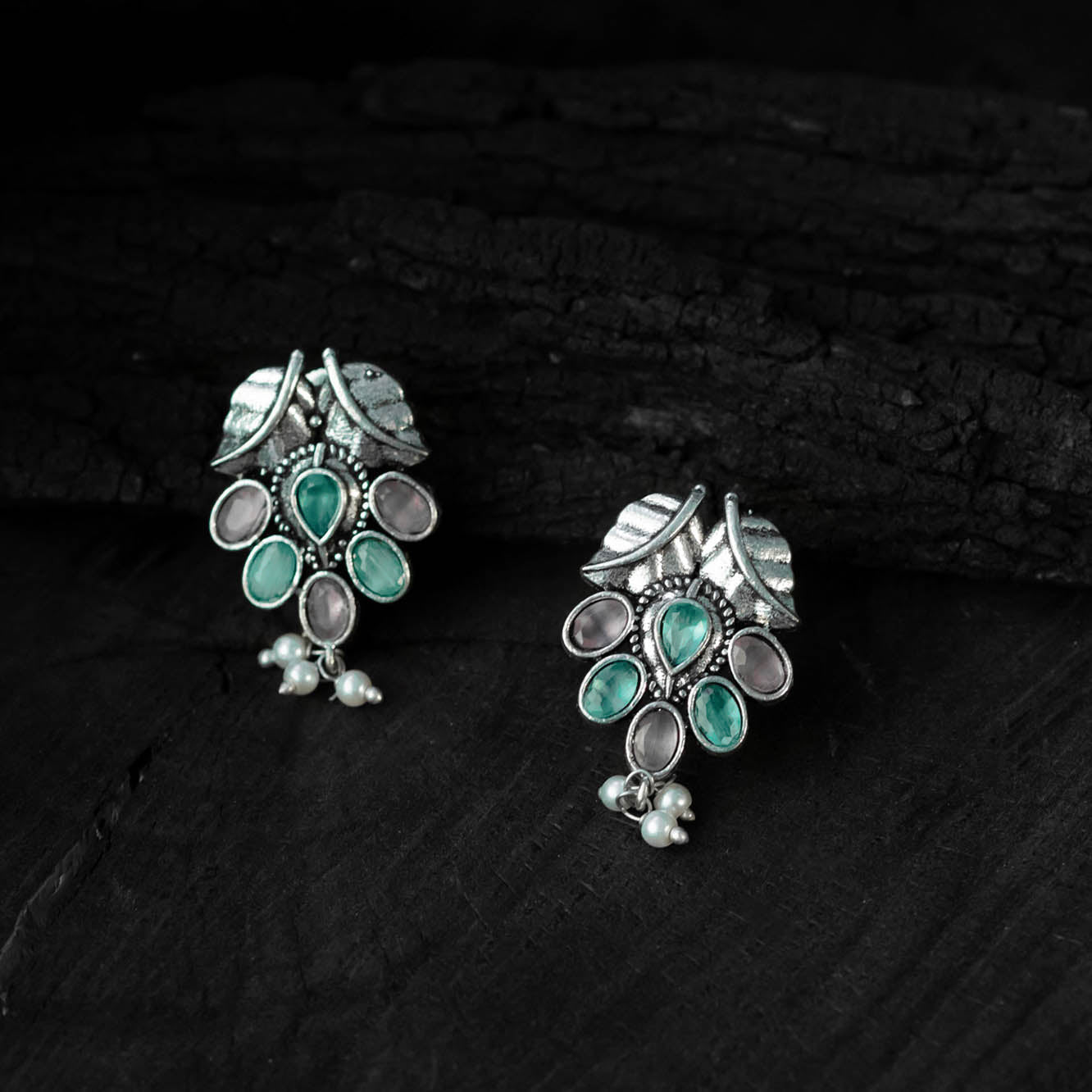 Saanjh Bela Pink & Sea Green Leaves Oxidised Necklace Set