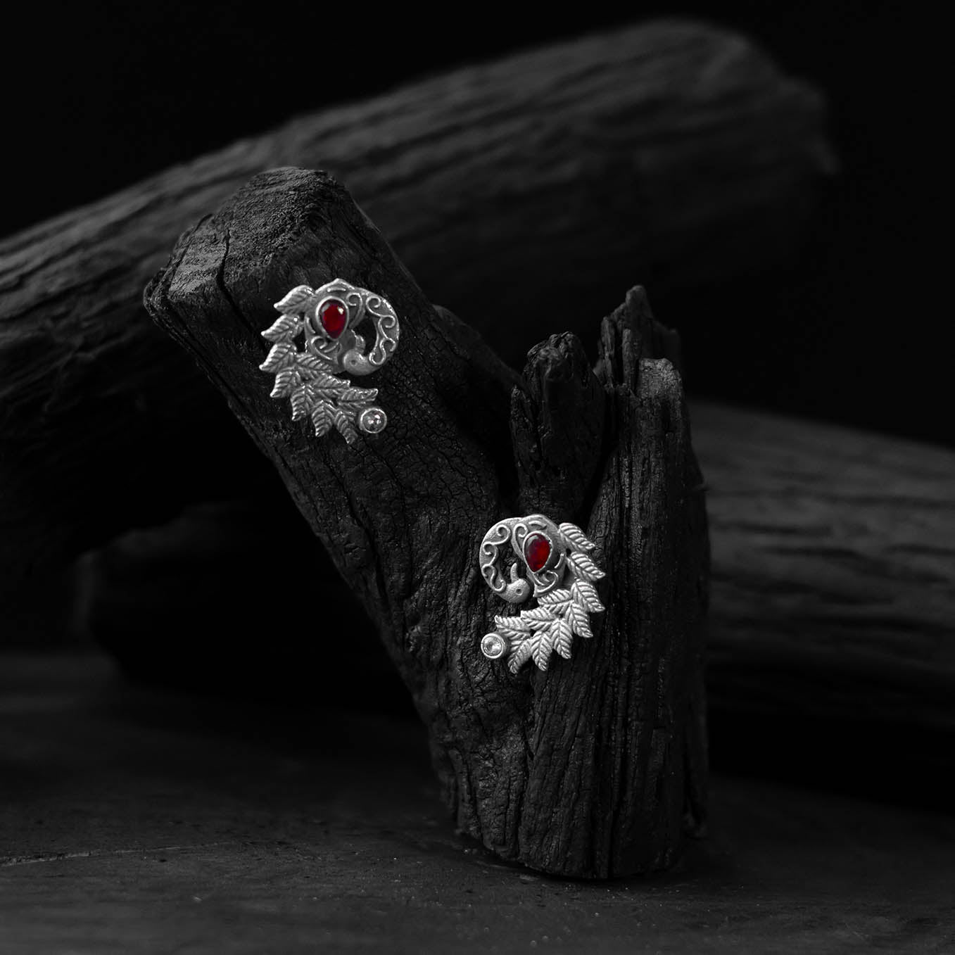 Mayuri Saanjh Bela Maroon Oxidised Earrings