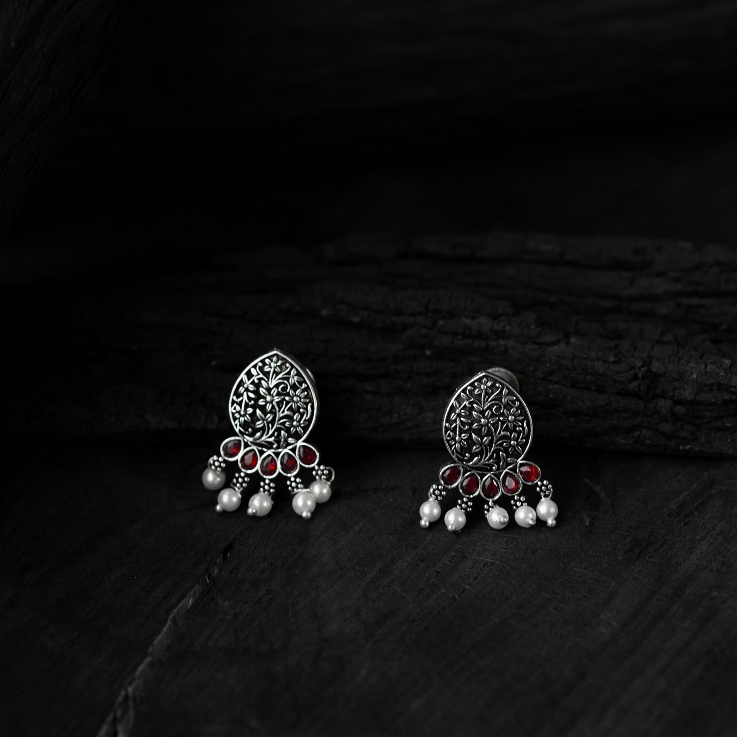 Pink Saanjh Bela Floral Oxidised Necklace Set