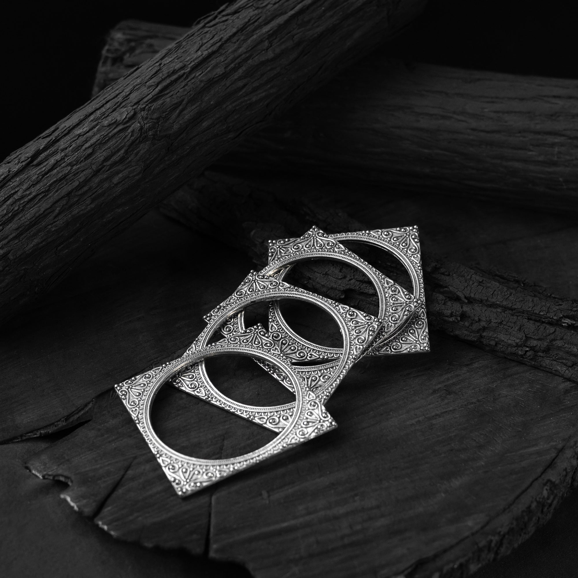 Saanjh Bela Square Oxidised Bangle (Set of 4)