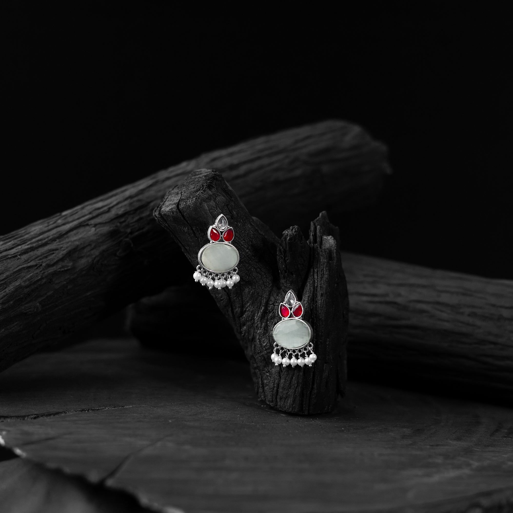 Saanjh Bela Red & White Leaf Motif Oxidised Earrings