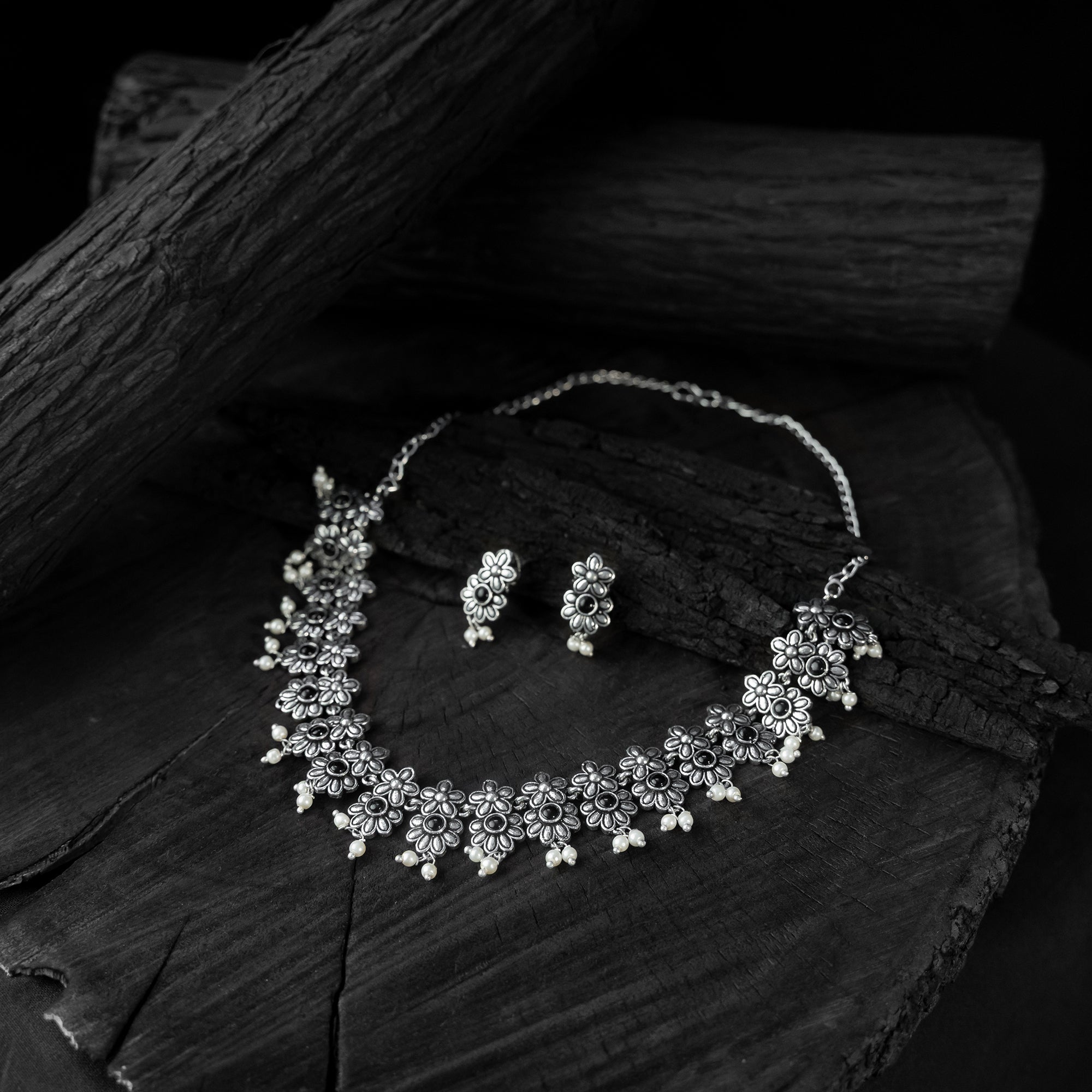 Saanjh Bela Black Flower Oxidised Necklace Set