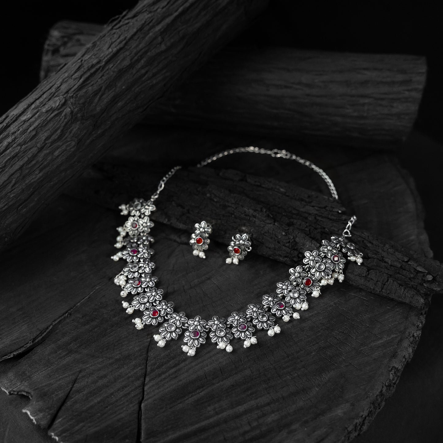 Saanjh Bela Red Flower Oxidised Necklace Set