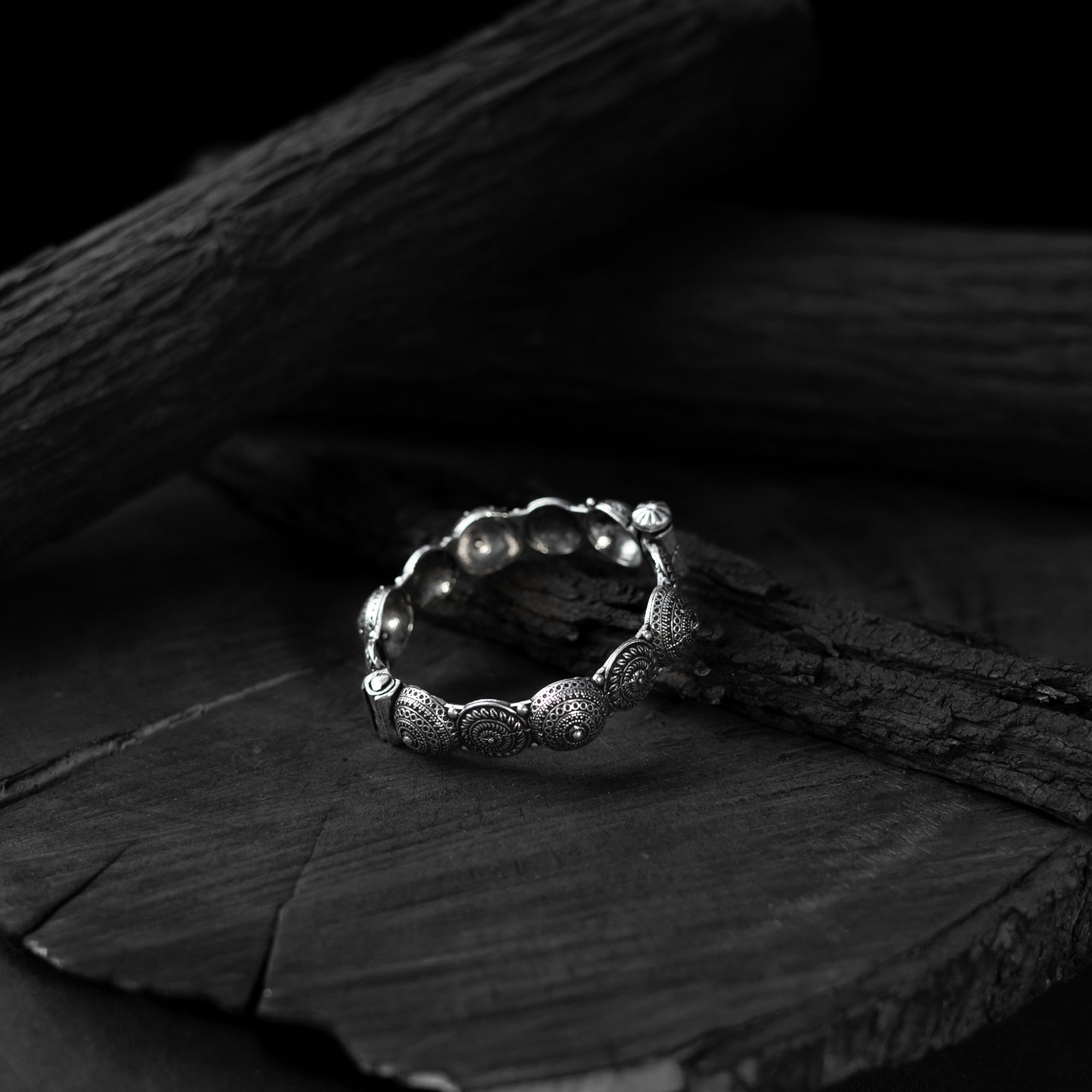 Saanjh Bela Chakra Oxidised Bangle