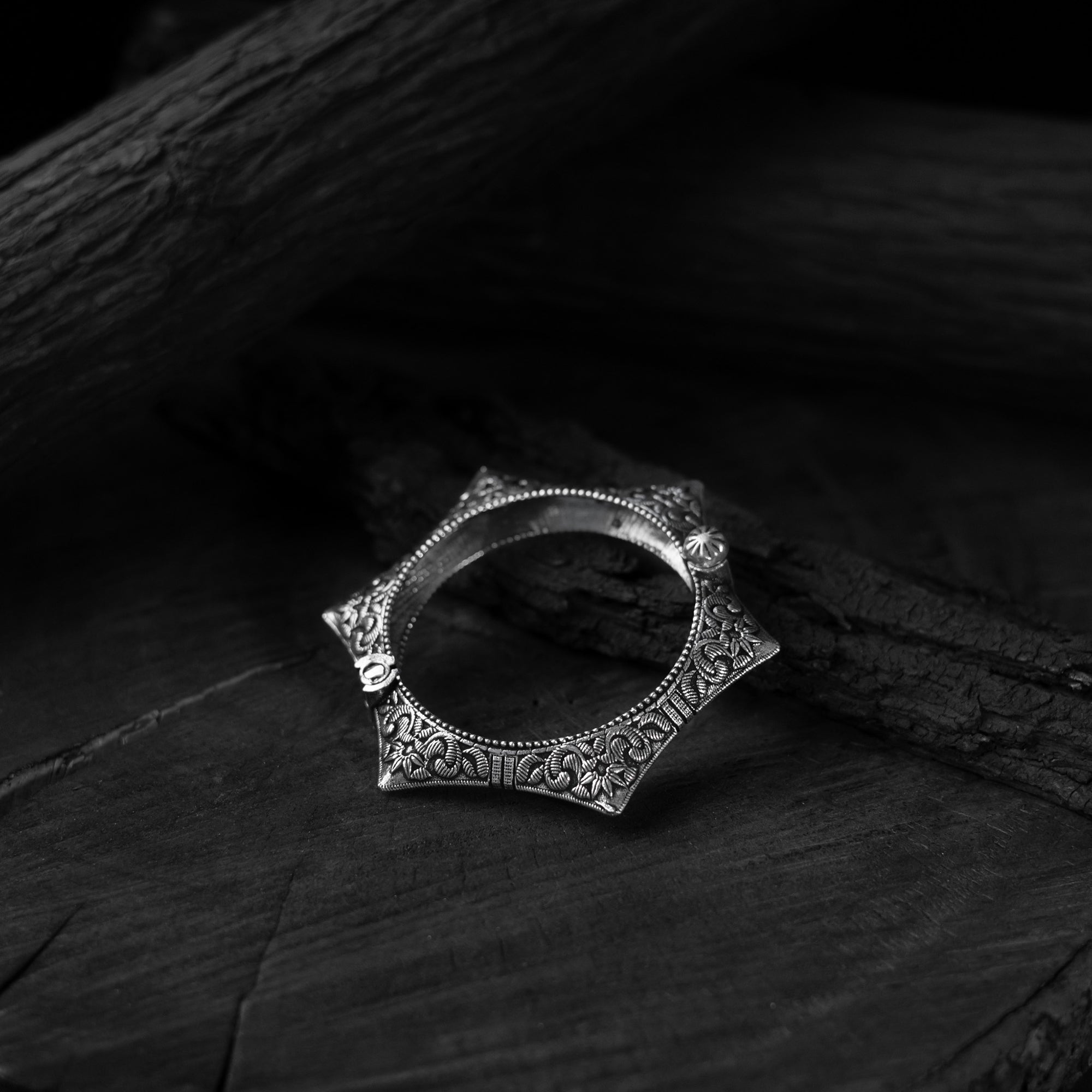 Saanjh Bela Blossom Oxidised Bangle