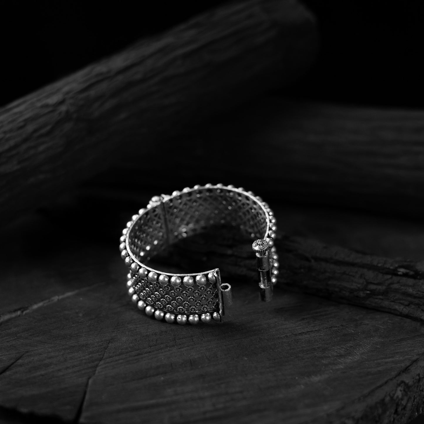 Blossom Saanjh Bela Oxidised Bangle