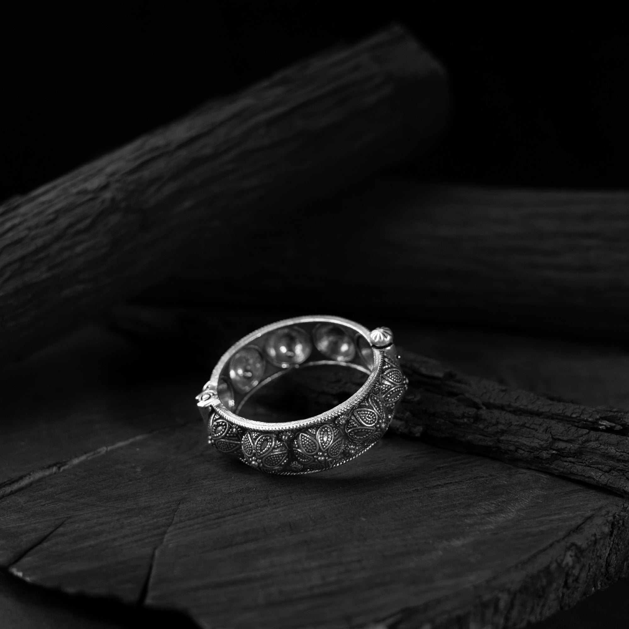 Saanjh Bela Lotus Oxidised Bangle