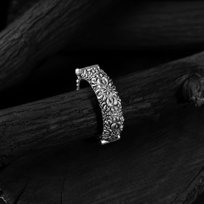 Lotus Saanjh Bela Oxidised Bangle