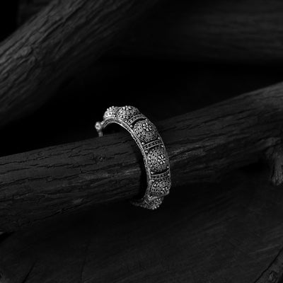 Saanjh Bela Lotus Motif Oxidised Bangle