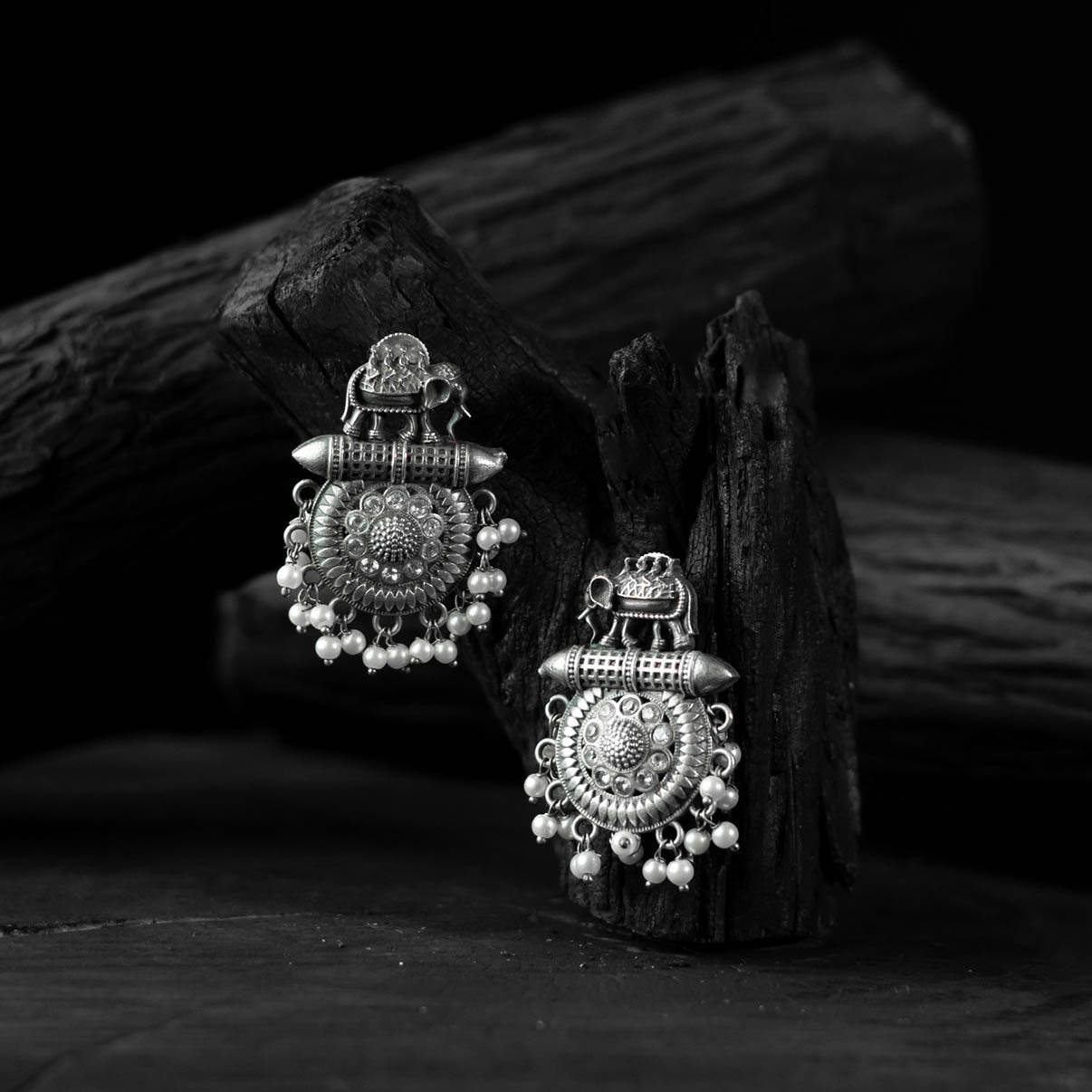 Elephant Motif Saanjh Bela Oxidised Earrings