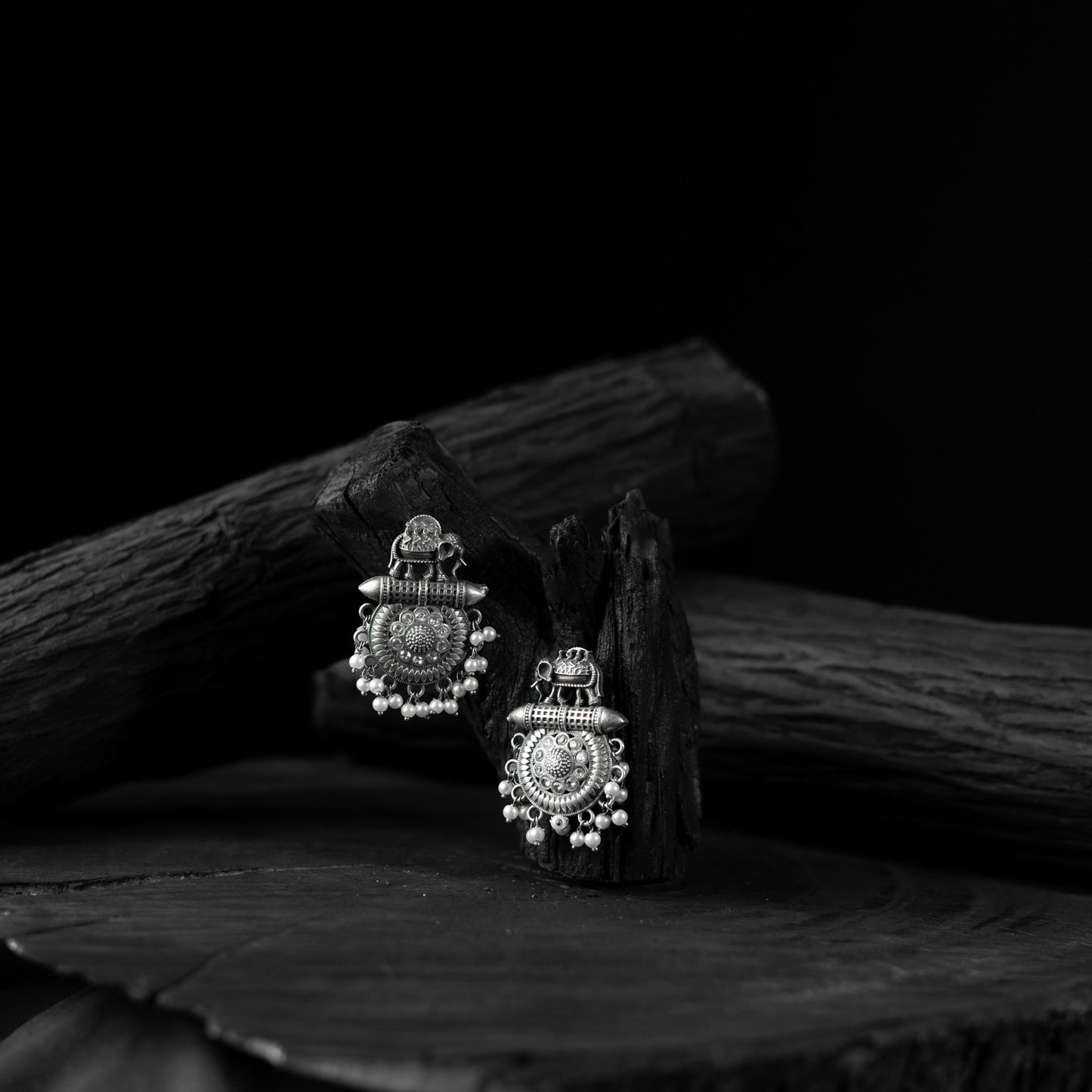 Elephant Motif Saanjh Bela Oxidised Earrings