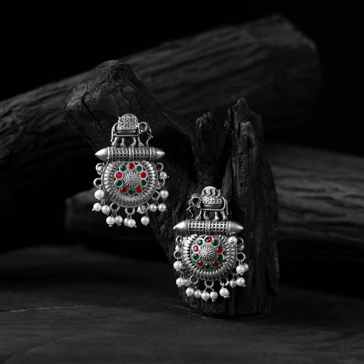 Green & Red Elephant Motif Saanjh Bela Oxidised Earrings