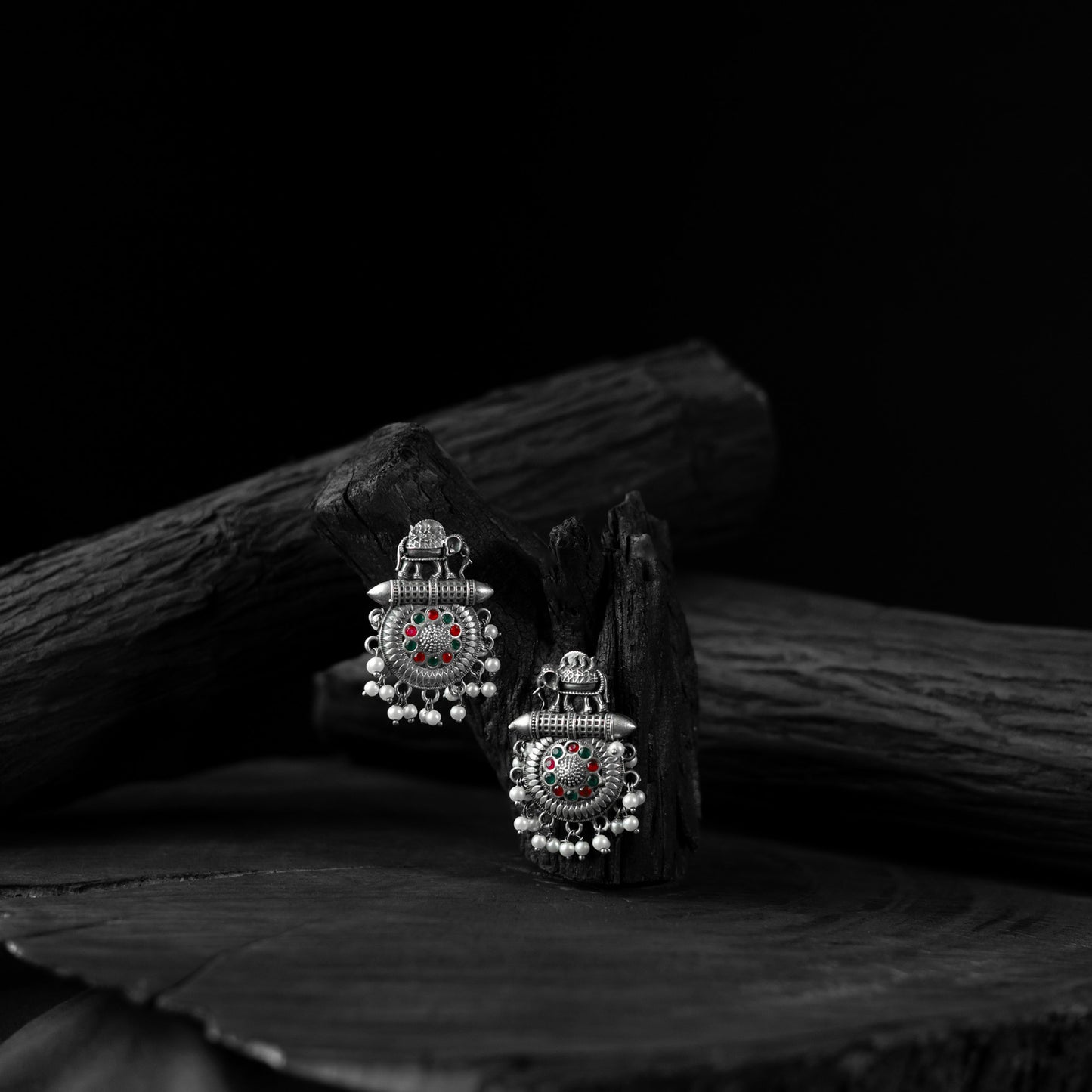 Green & Red Elephant Motif Saanjh Bela Oxidised Earrings