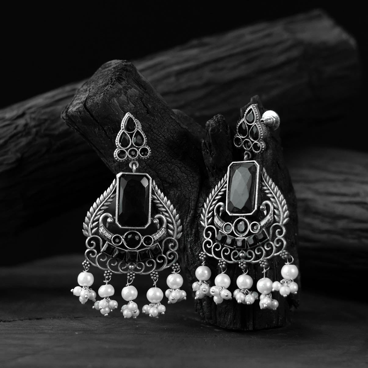 Black Swan Saanjh Bela Oxidised Earrings