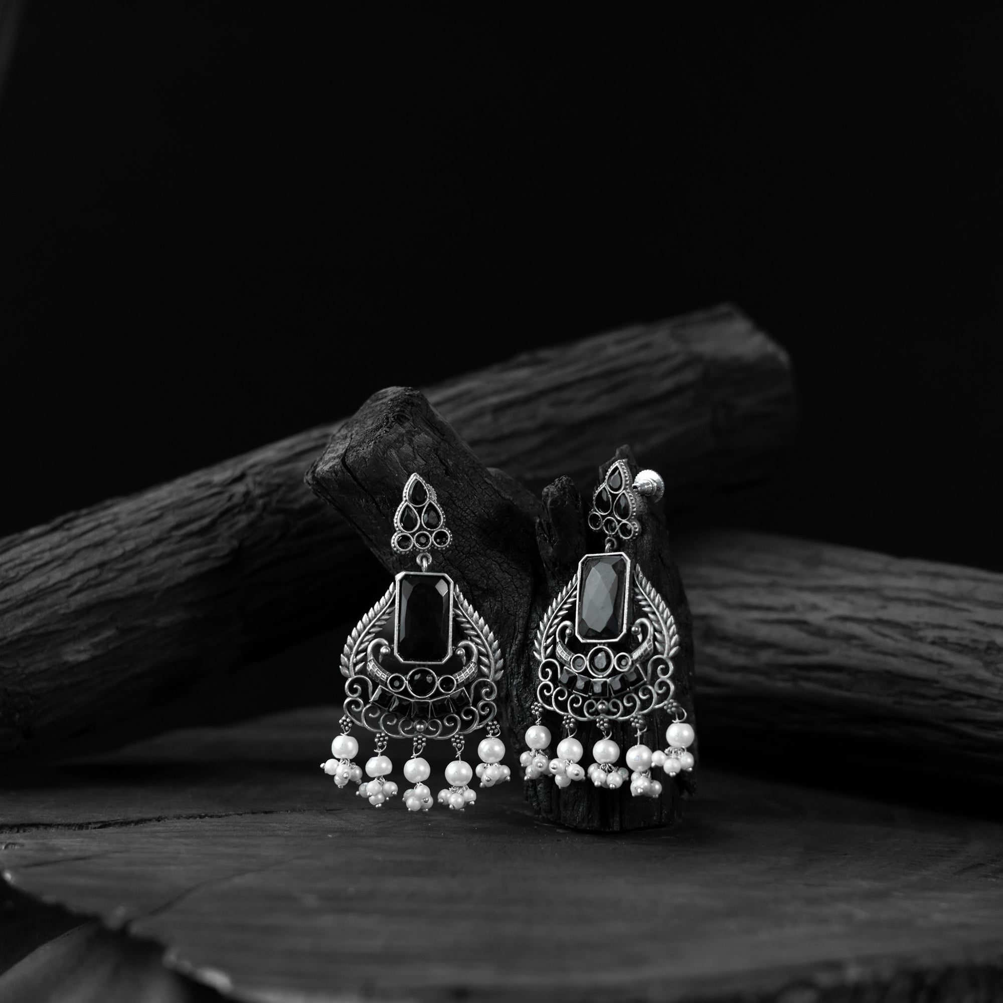 Black Swan Saanjh Bela Oxidised Earrings