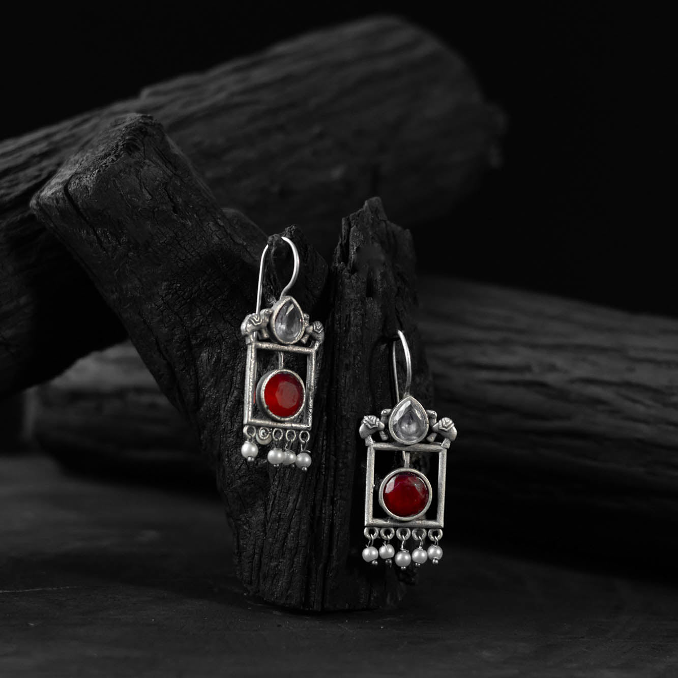 Saanjh Bela Red & Light Gray Camel Oxidised Earrings