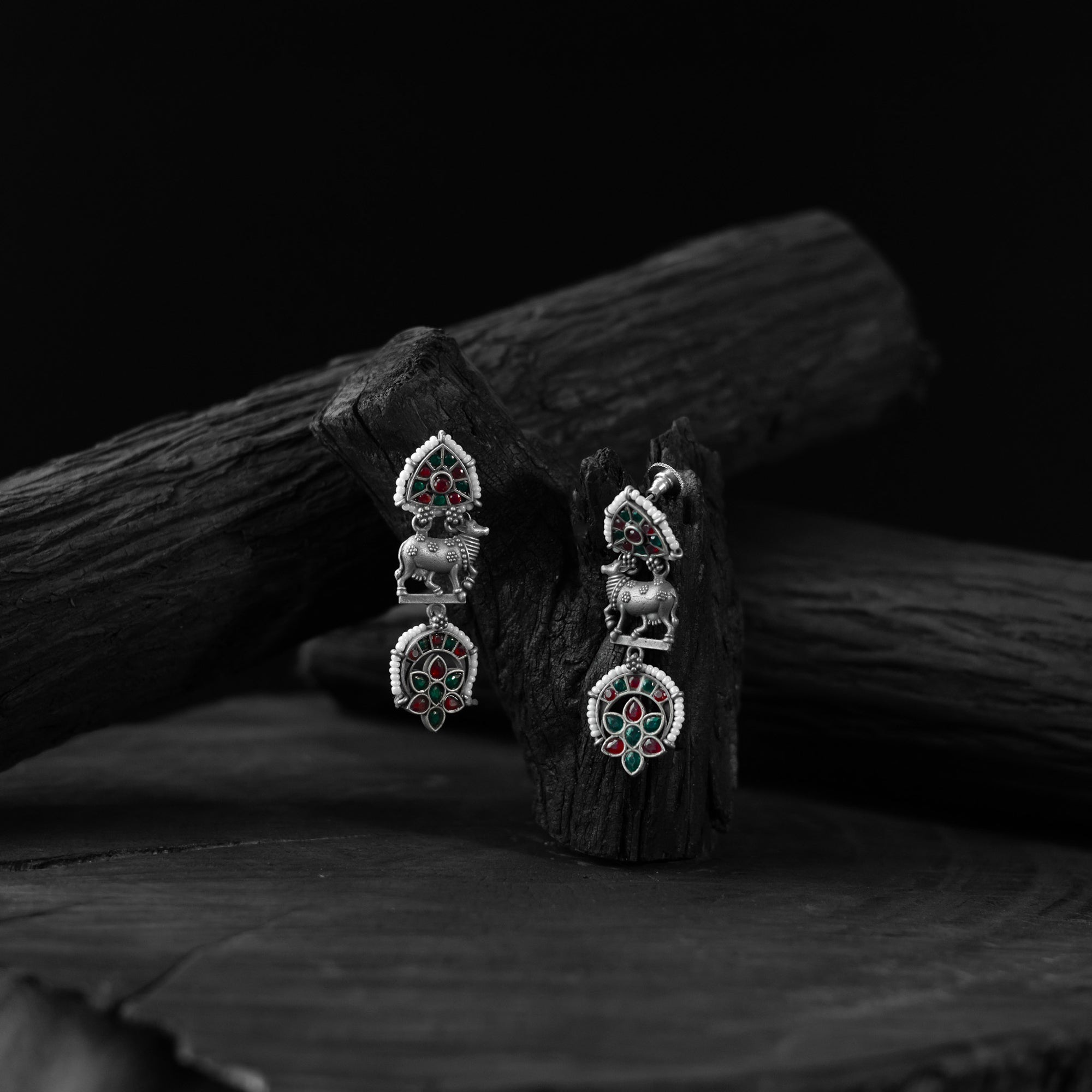 Saanjh Bela Red & Green Nandi Oxidised Earrings