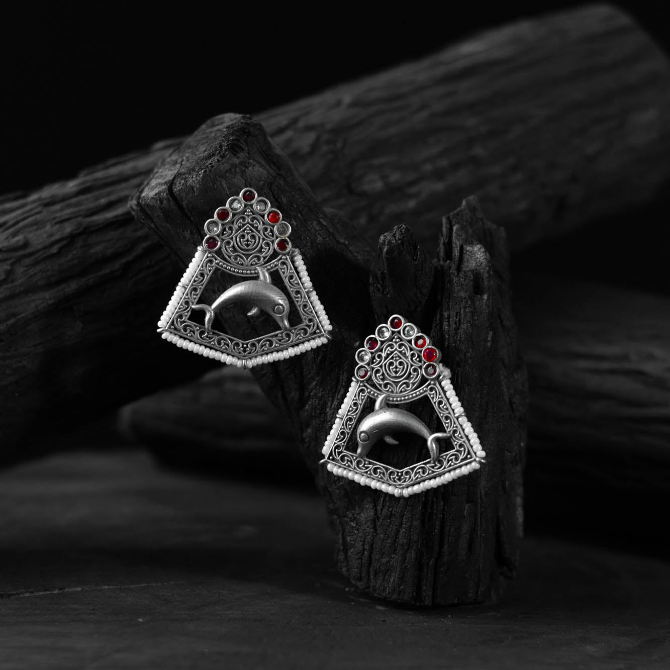 Saanjh Bela Red & Gray Dolphin Oxidised Earrings
