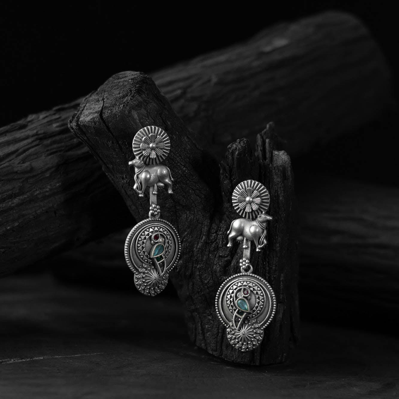 Saanjh Bela Bloom & Nandi Oxidised Earrings