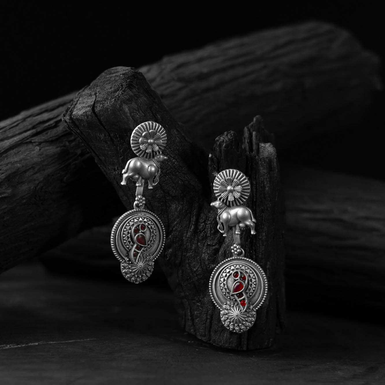 Red Saanjh Bela Bloom & Nandi Oxidised Earrings