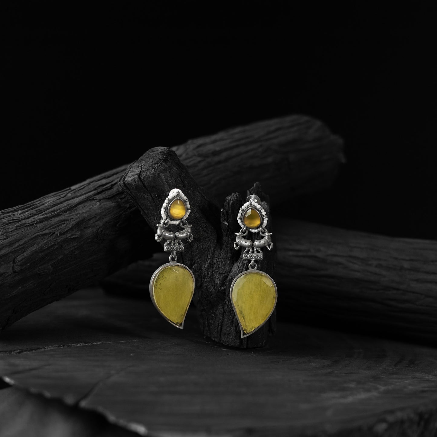 Nandi Saanjh Bela Yellow Oxidised Earrings
