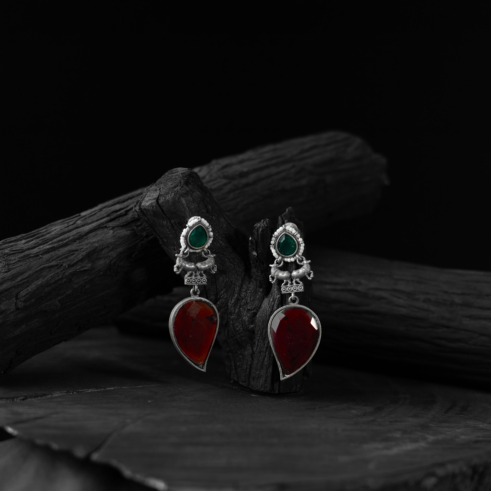 Nandi Saanjh Bela Green & Red Oxidised Earrings