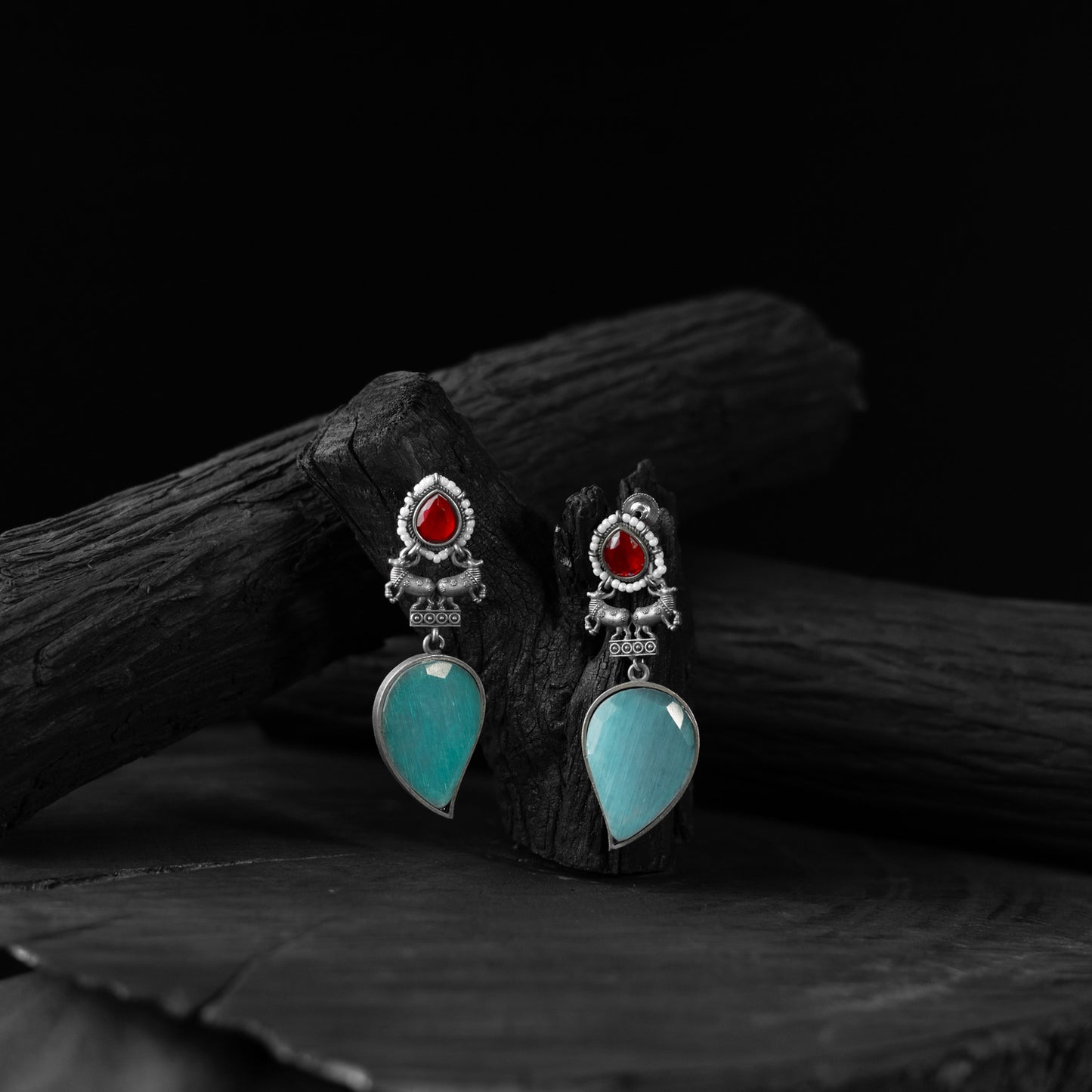 Nandi Saanjh Bela Red & Sky Blue Oxidised Earrings