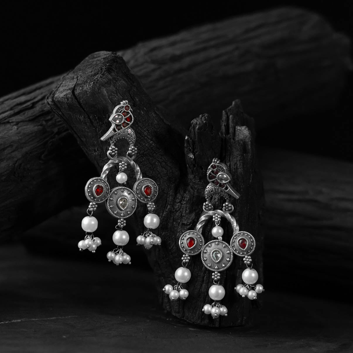 Sparrow Saanjh Bela Red Oxidised Earrings