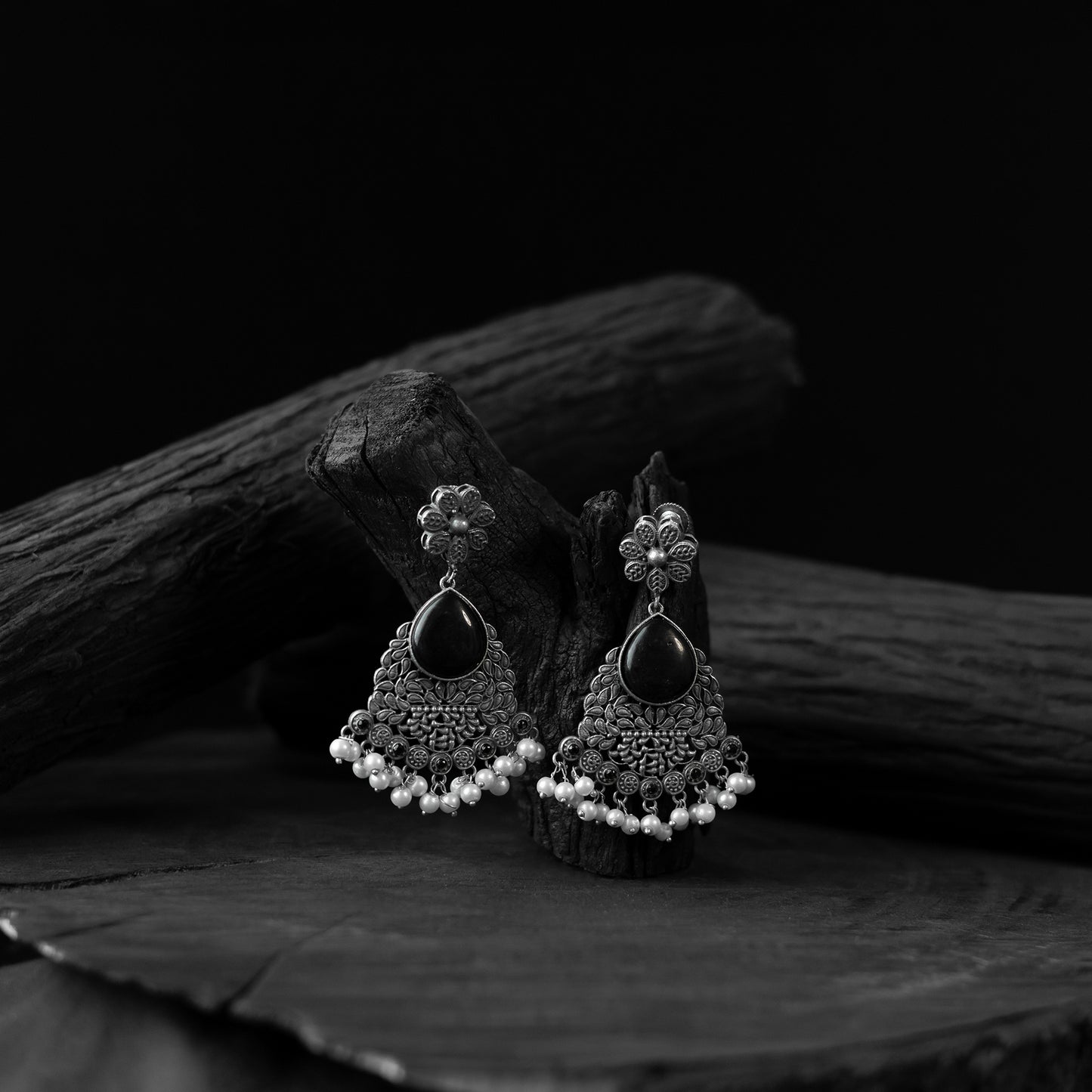 Saanjh Bela Black Flower Oxidised Earrings