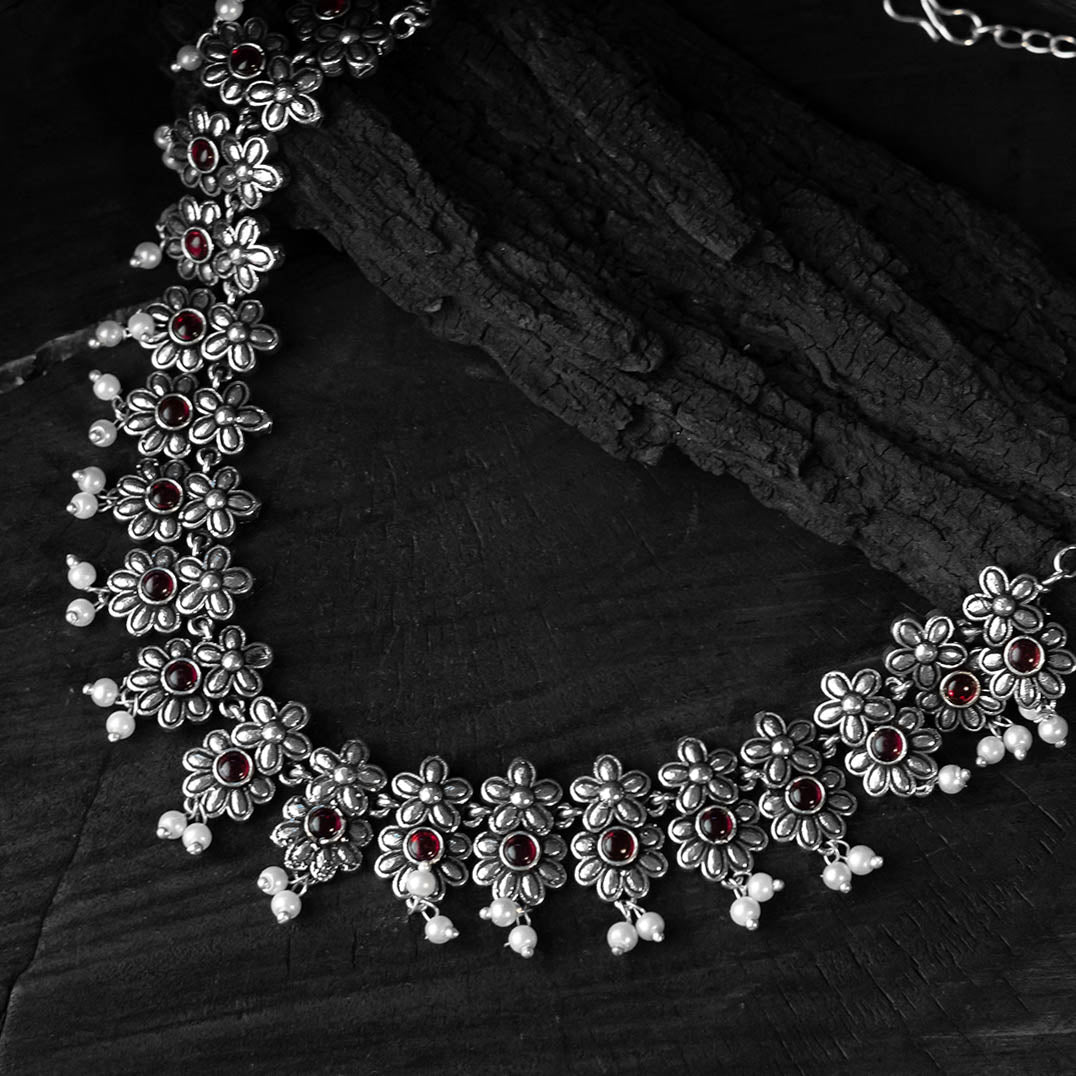 Red Saanjh Bela Flower Oxidised Necklace Set