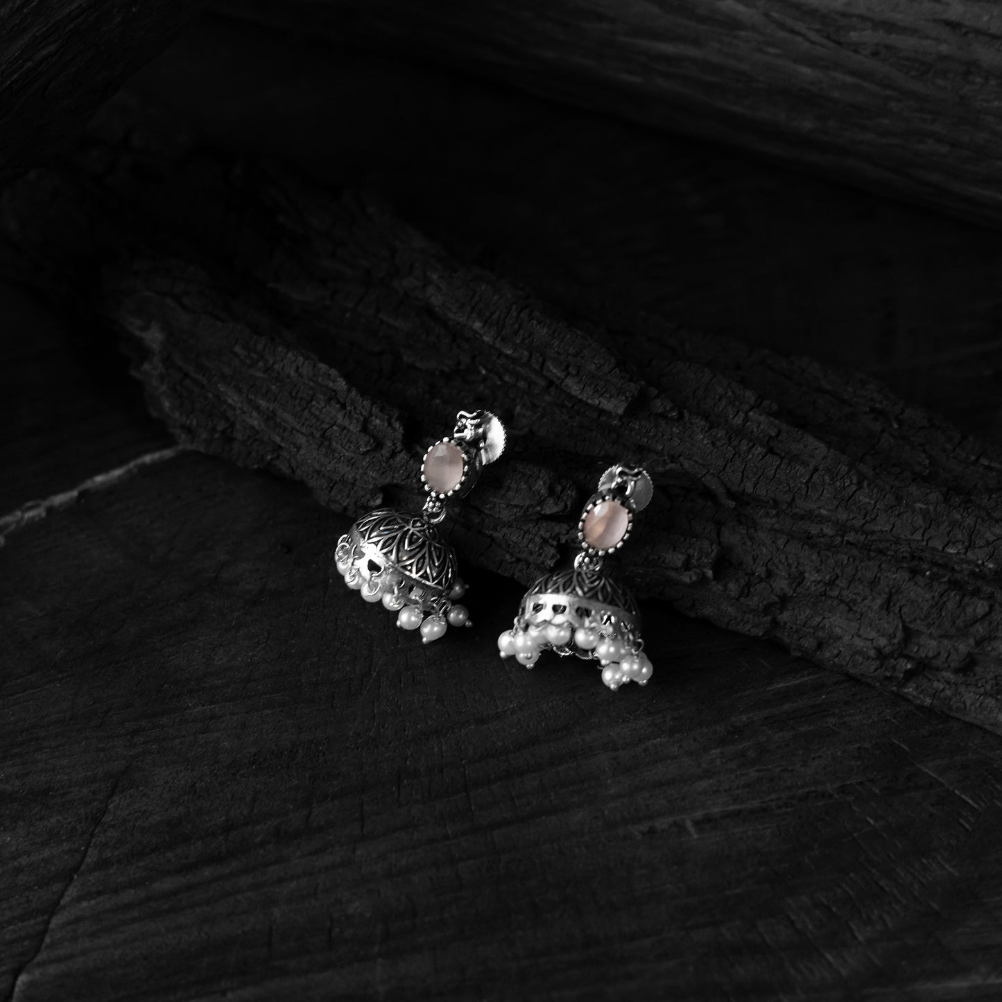 Saanjh Bela Pink Oval Oxidised Necklace Set