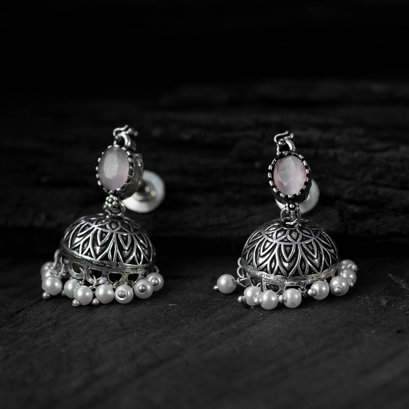 Saanjh Bela Pink & Green Oval Oxidised Necklace Set