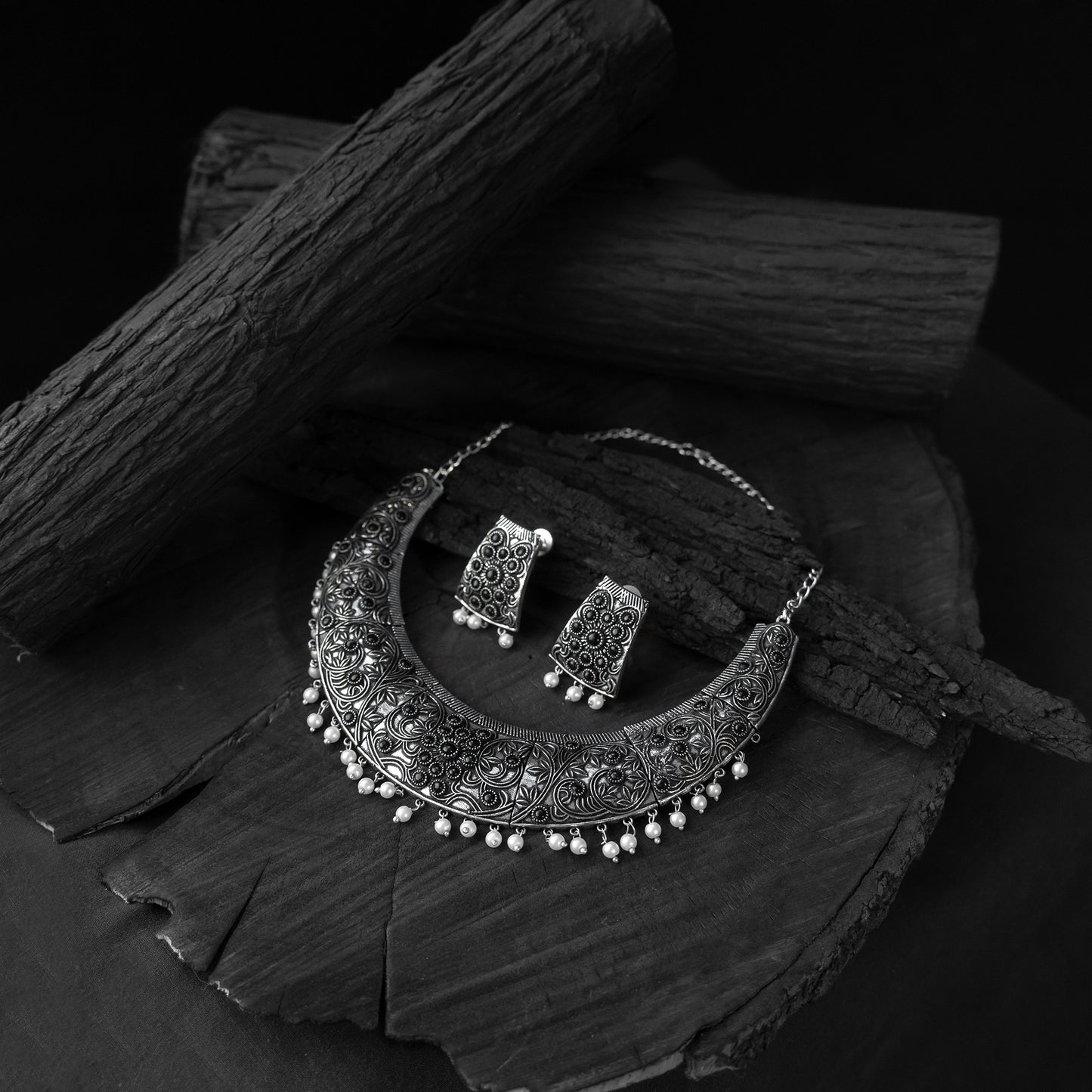 Saanjh Bela Black Floral Oxidised Necklace Set