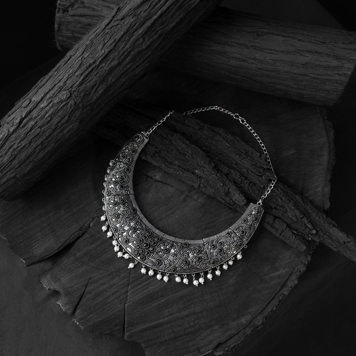 Saanjh Bela Black Floral Oxidised Necklace Set