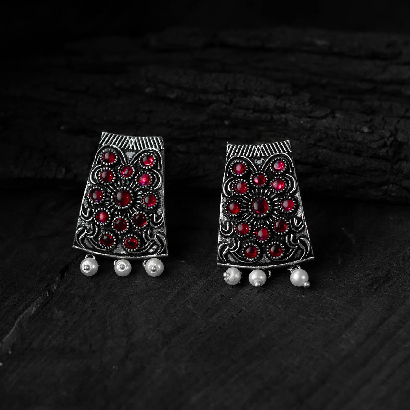 Saanjh Bela Ruby Floral Oxidised Necklace Set
